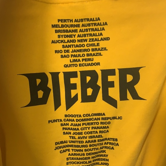 Cropped Hoodie - Picture 3 of 4